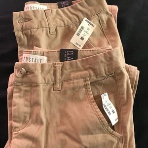 NWT-2 pairs of Aeropostale Khakis.  Size 4 short